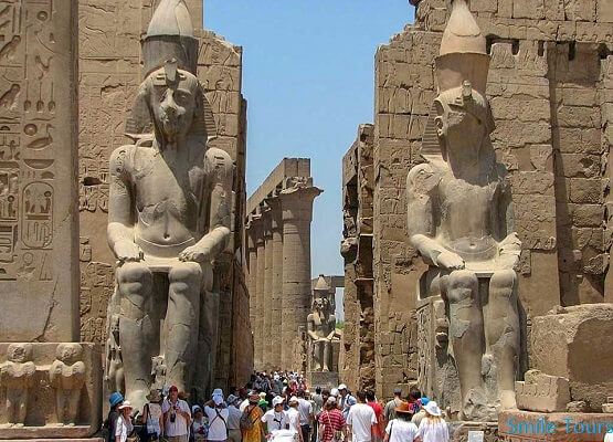 EXCURSIE PRIVATĂ LA LUXOR