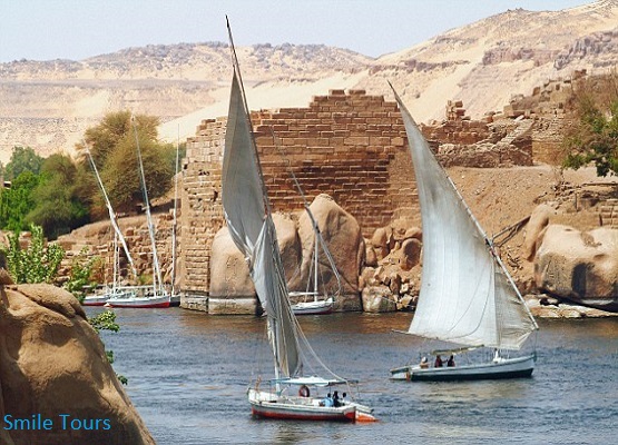 LUXOR ASSUAN UND ABU SIMBEL DREITAGES AUSFLUG