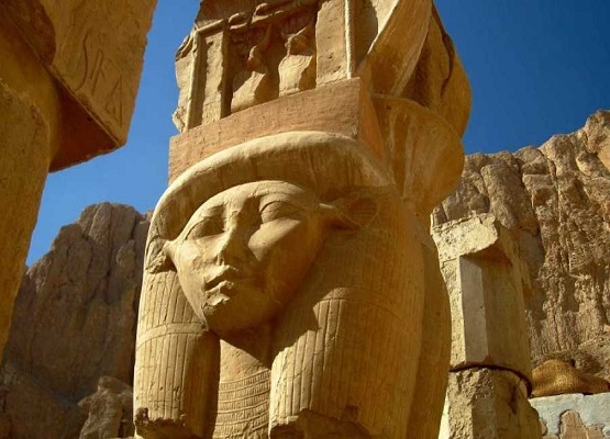 TAGESAUSFLUG NACH DANDARA UND ABYDOS VON LUXOR AUS