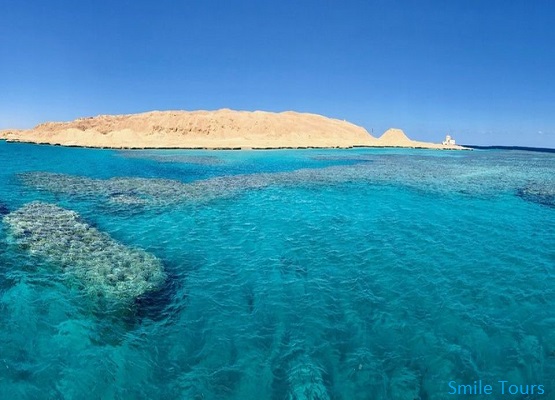 43894Smile_Tours_snorkling_Hurghada_5.jpg