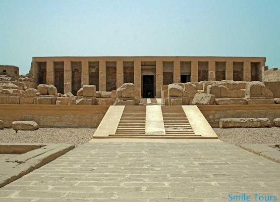 63592Smile_Tours_Luxor_Tour_From_Hurghada_5.jpg