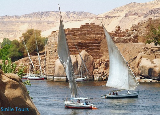 78103Smile_Tours_Luxor_Tour_From_Hurghada_1.jpg